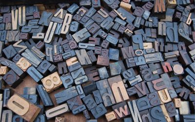 What is the role of HR professionals during a crisis?